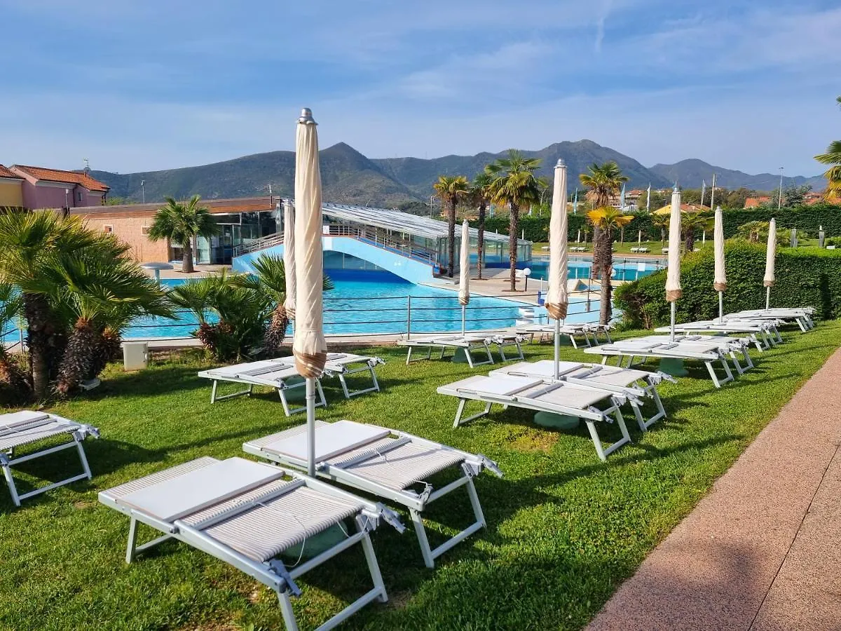 **** Aparthotel Loano 2 Village Italy
